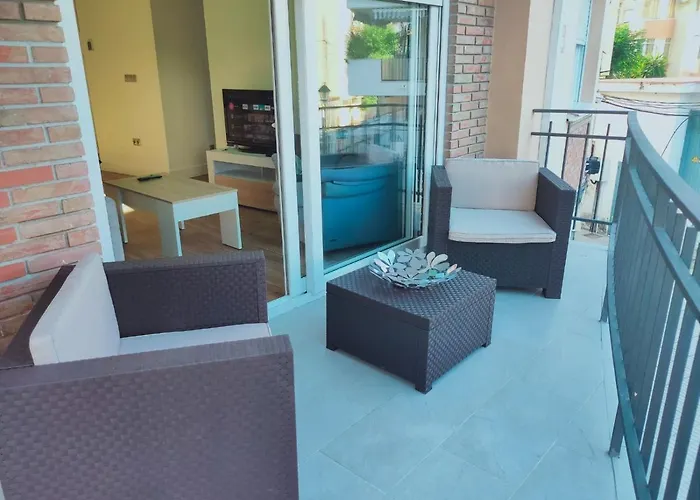 Apartment Beautiful In Third Line Boliches