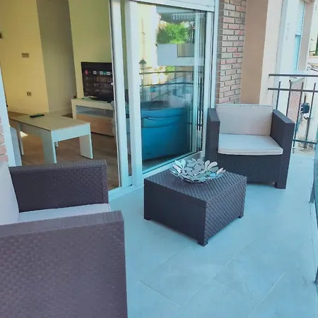 Apartamento Beautiful In Third Line Boliches