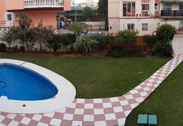 Beautiful In Third Line Boliches *